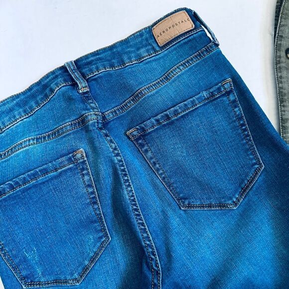 Aeropostale Distressed High Waisted Cropped Jegging Denim Midwash - Picture 5 of 5